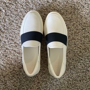 UGG sneaker loafer